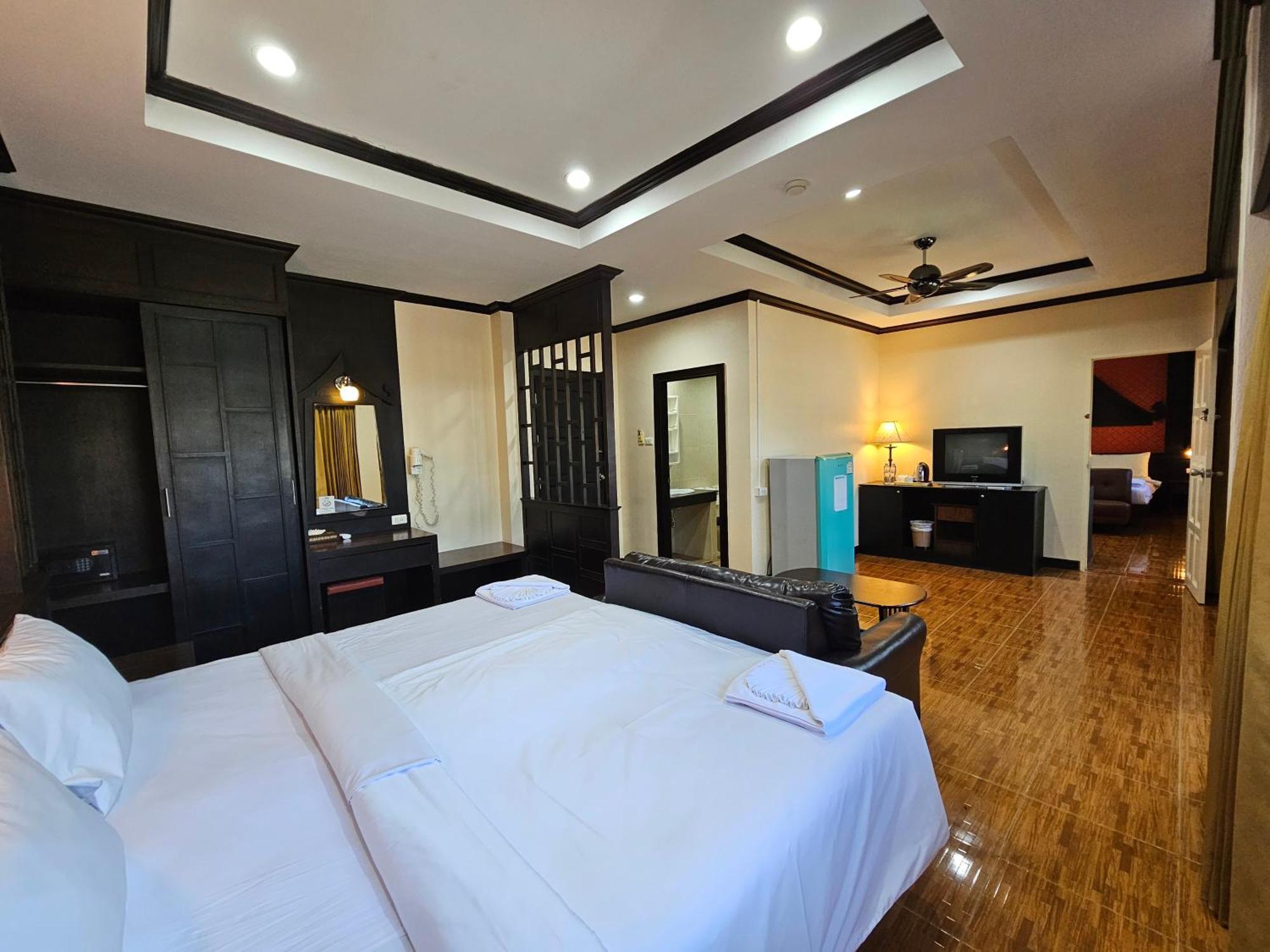 Nanai 2 Residence Patong Phuket Exterior foto