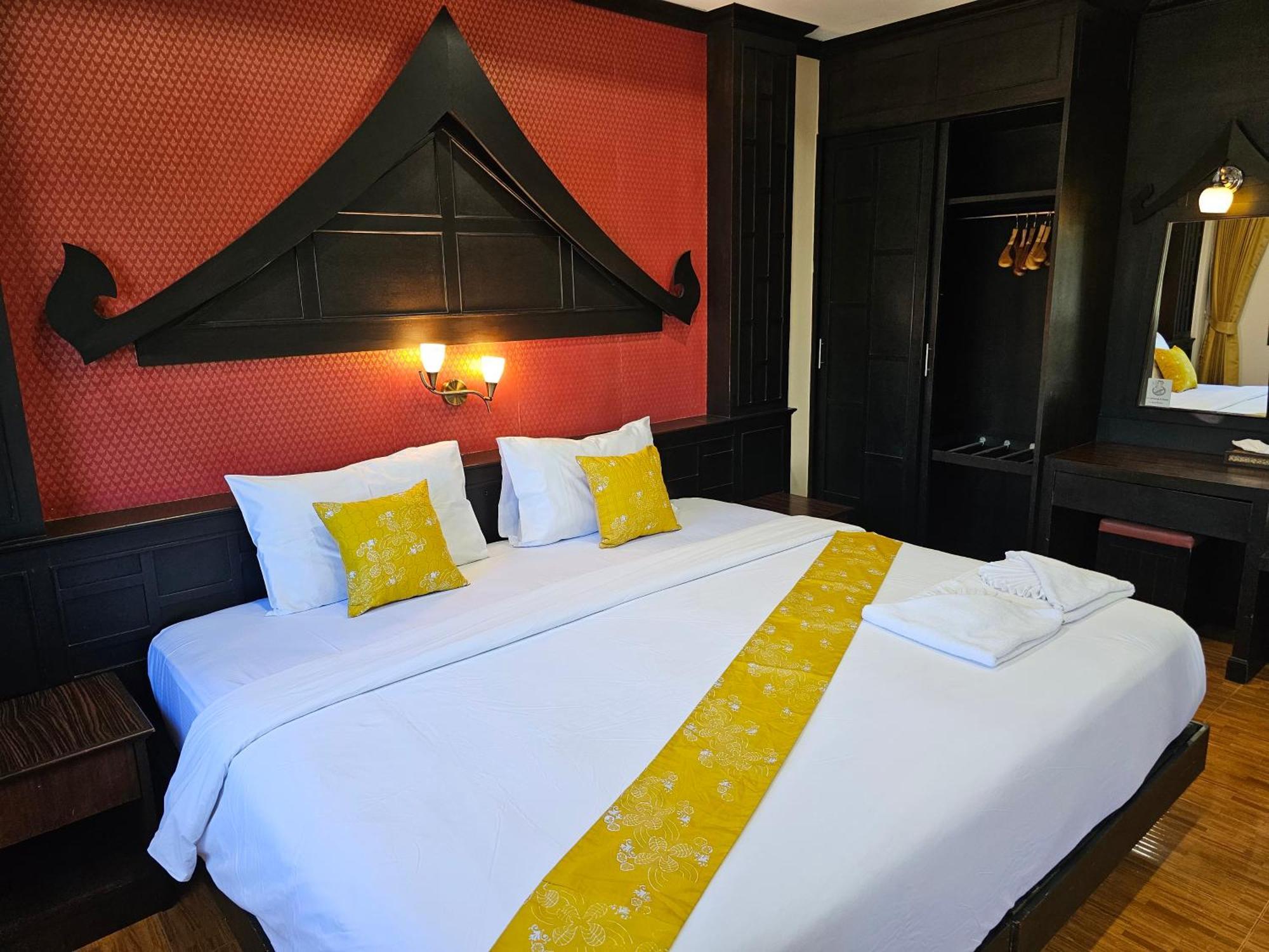 Nanai 2 Residence Patong Phuket Exterior foto